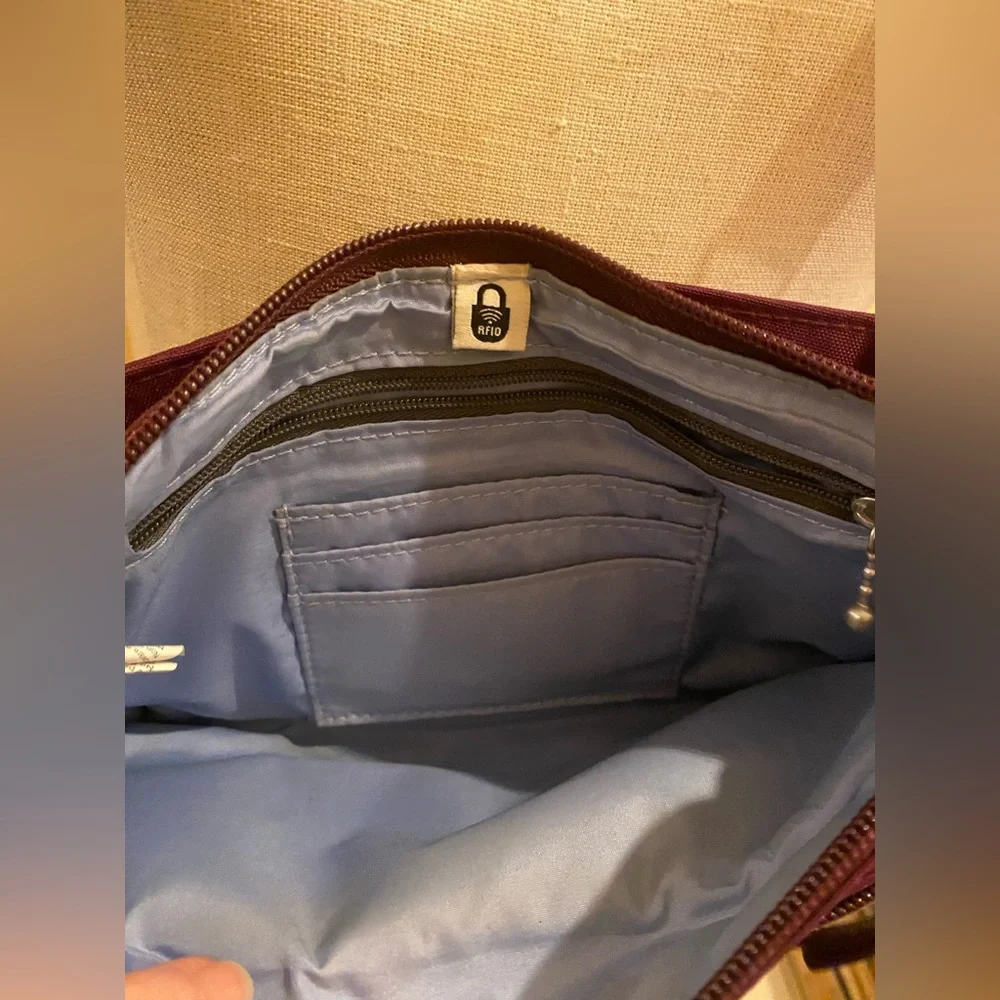 Baggalini plum adjustable Crossbody Bag organizer - Picture 6 of 9